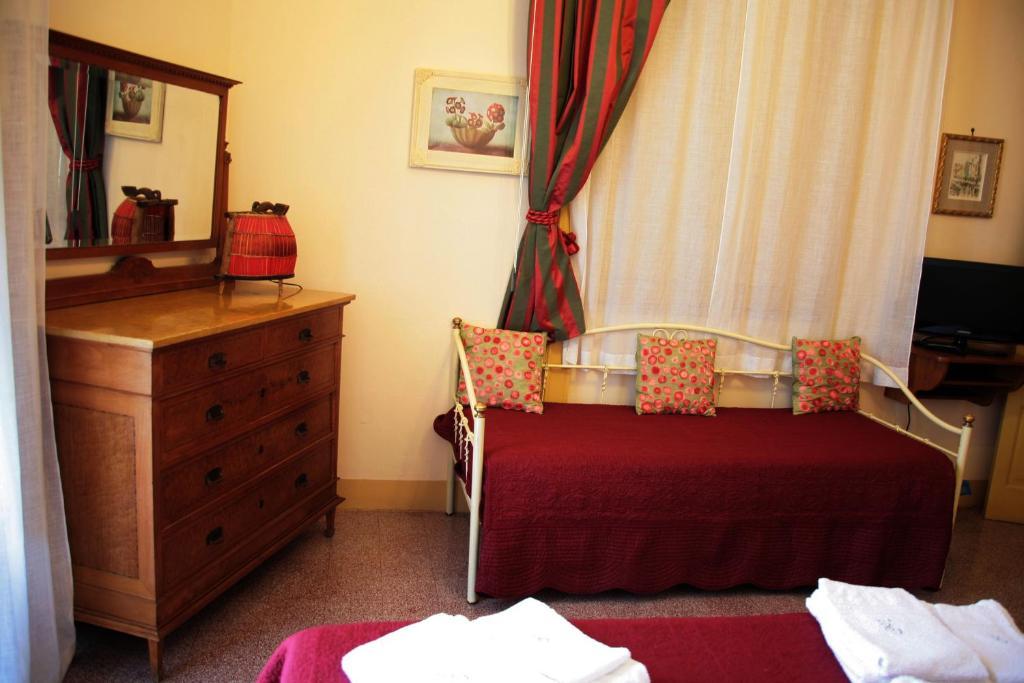 Bed and Breakfast La Casa Di Zoe - Locazioni Turistiche Palermo Pokoj fotografie
